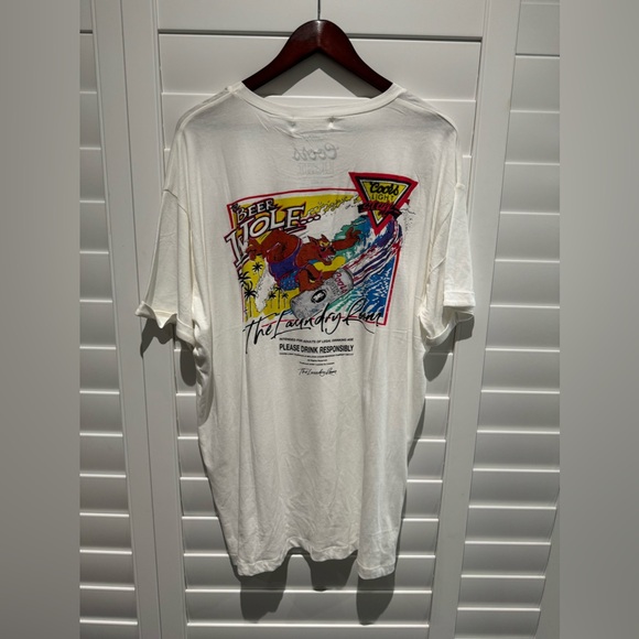 The Laundry Room Coors Light Please Drink Responsibly Oversized T-Shirt Size L. - Picture 2 of 7